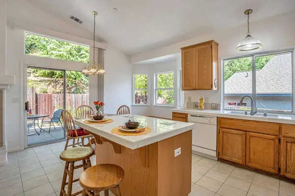 12220 Westwood DR, Auburn, CA 95603