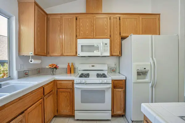 12220 Westwood DR, Auburn, CA 95603