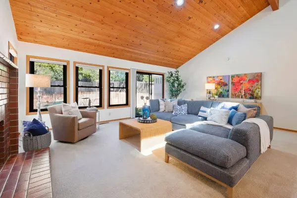 12327 Hidden Meadows Cir, Auburn, CA 95603