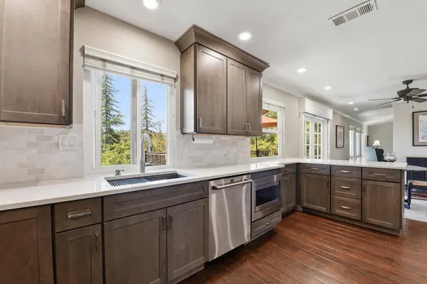 12420 Incline Dr, Auburn, CA 95603