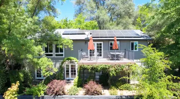 12420 Incline Dr, Auburn, CA 95603
