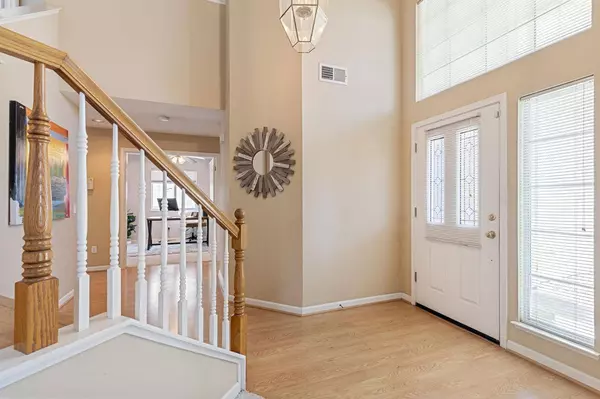 8037 Sunburst CT, Antelope, CA 95843