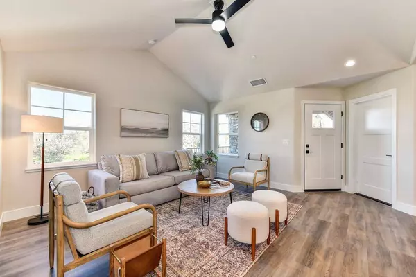 2690 Commons PL, Auburn, CA 95603