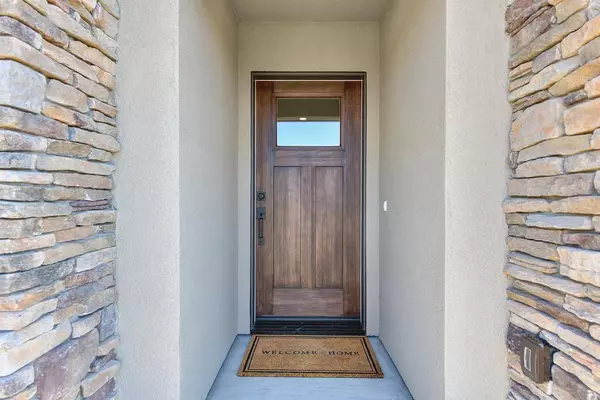 2667 Commons PL, Auburn, CA 95603