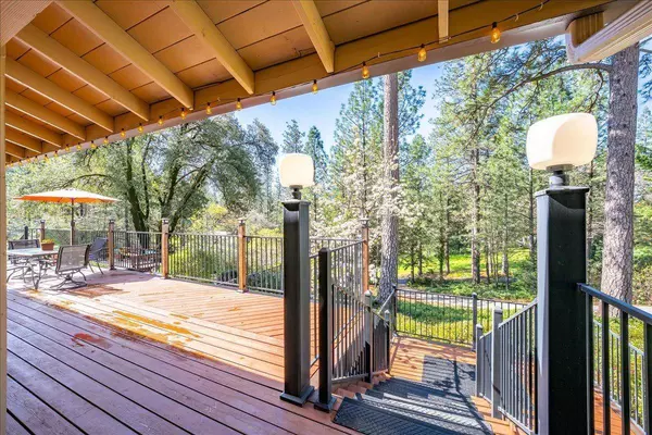 20655 Placer Hills RD, Colfax, CA 95713