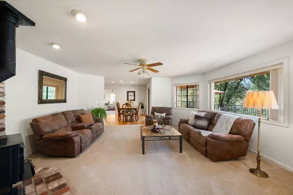 20655 Placer Hills RD, Colfax, CA 95713