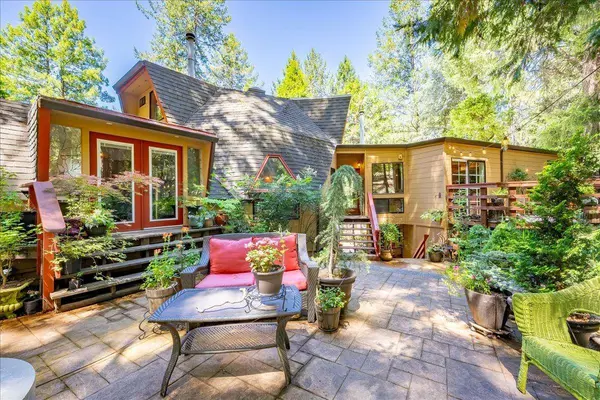 5043 Virginia Bird Mine CT, Foresthill, CA 95631