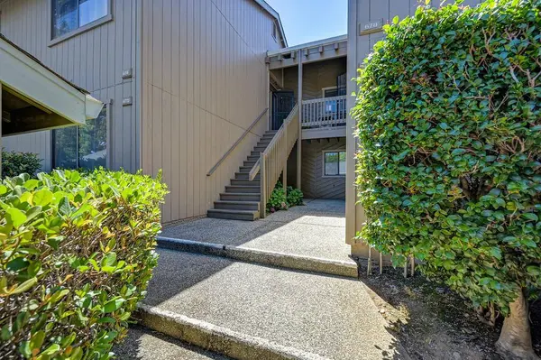 672 Dorothy WAY, Auburn, CA 95603