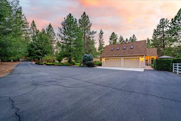 1216 Tokayana Ranch LN, Colfax, CA 95713