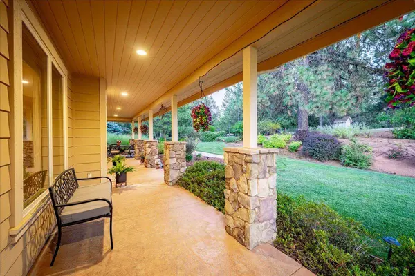 1216 Tokayana Ranch LN, Colfax, CA 95713