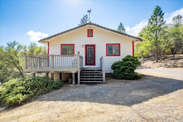 4751 Meadowview Acres RD, Cool, CA 95614