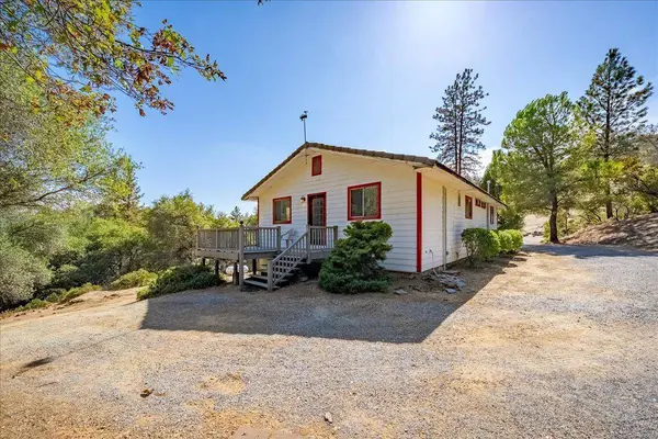 4751 Meadowview Acres RD, Cool, CA 95614