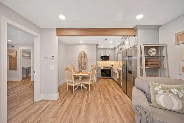 13067 Lincoln WAY, Auburn, CA 95603
