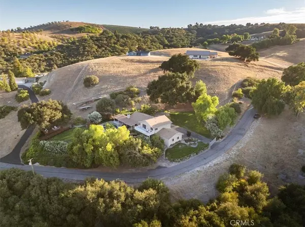 889 4th ST, Paso Robles, CA 93446