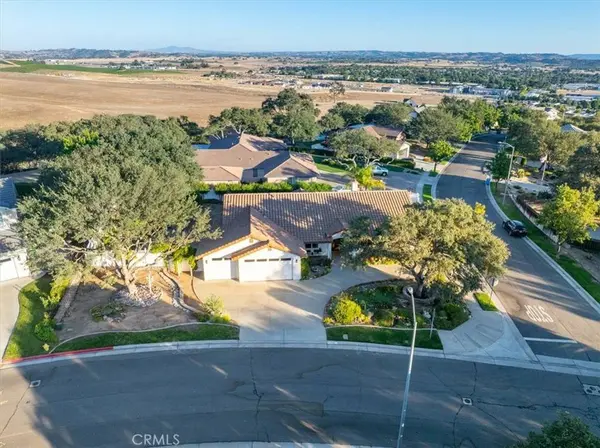 518 Grand Canyon DR, Paso Robles, CA 93446