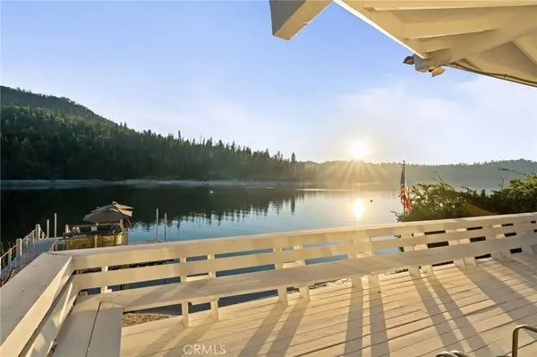 39118 Lake DR, Bass Lake, CA 93604