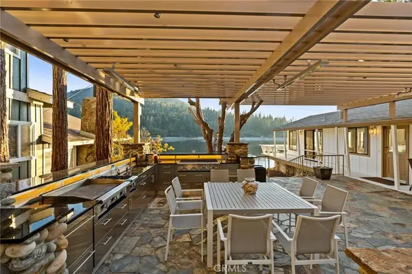 39118 Lake DR, Bass Lake, CA 93604