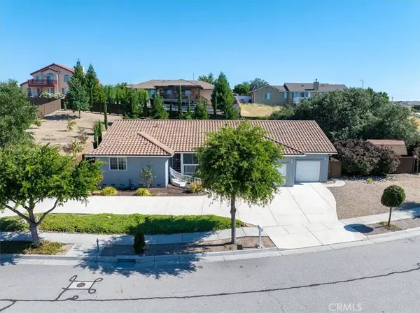 676 Red Cloud, Paso Robles, CA 93446