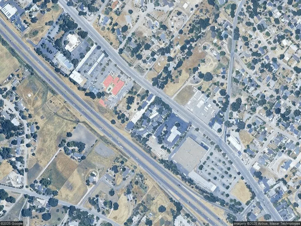 Paso Robles, CA 93446-1533,1751 Highland Park Dr