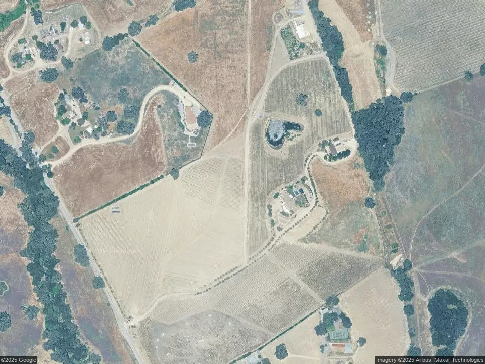 Paso Robles, CA 93446-8673,5170 Vineyard Dr