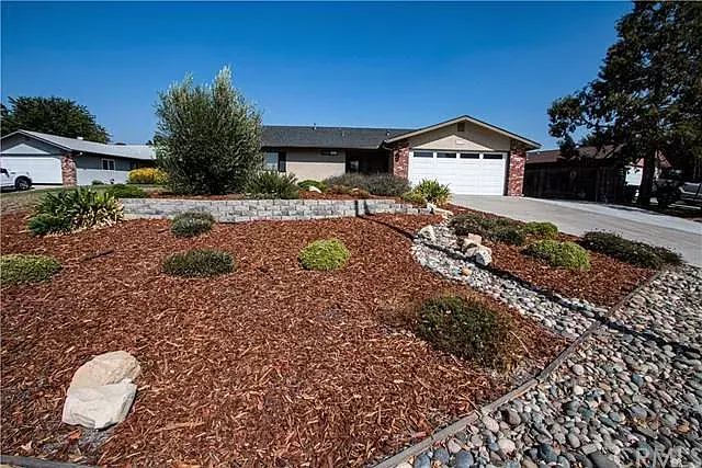 Paso Robles, CA 93446-3455,835 Nicklaus St