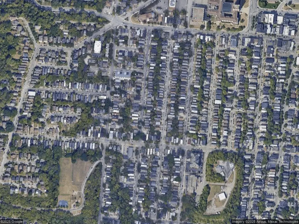 2322 Flora Ave, Cincinnati, OH 45219-1222
