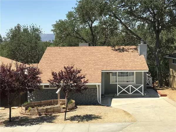 5013 Bluebird Ln, Paso Robles, CA 93446-4250