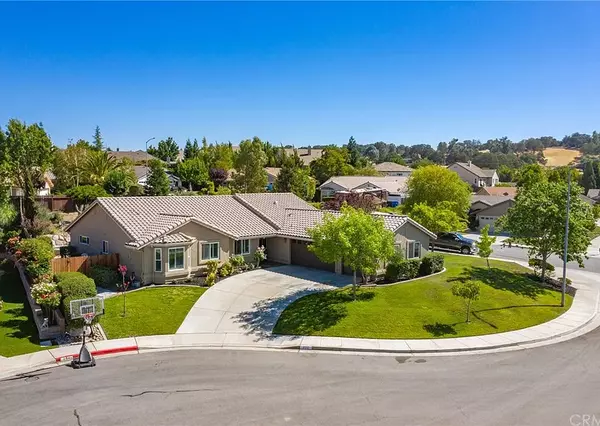 202 Cardinal Way, Paso Robles, CA 93446-4722