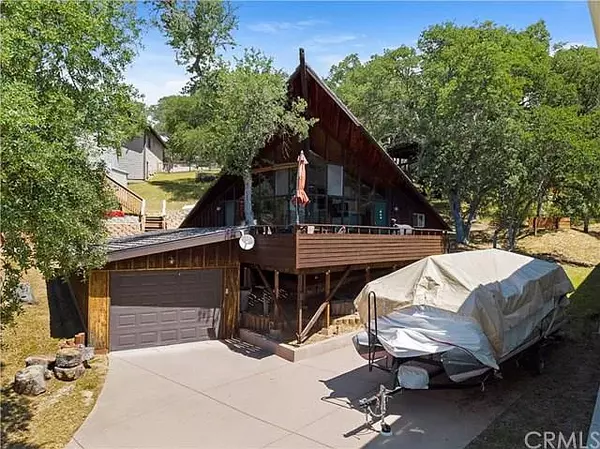 2490 Captains Walk, Bradley, CA 93426-9639