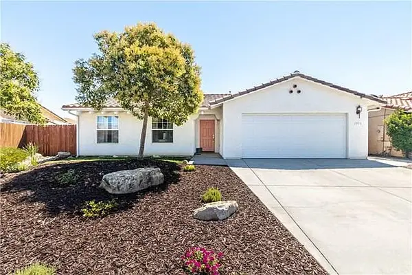 1936 San Juan Bautista St, San Miguel, CA 93451-9089