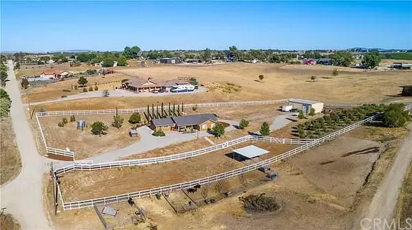 8110 Settlers Pl, Paso Robles, CA 93446-6336