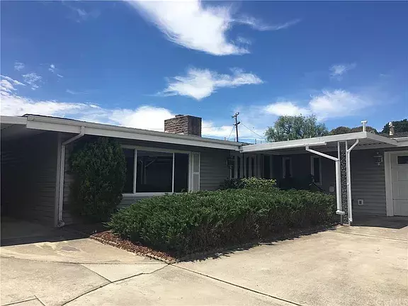 1009 Birdie Ct, Paso Robles, CA 93446-3402