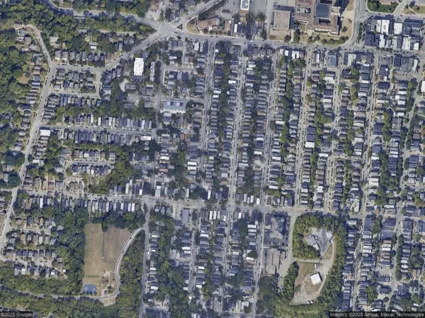 2322 Flora Ave, Cincinnati, OH 45219-1222