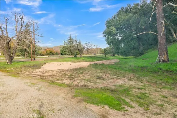 5975 Parkhill, Santa Margarita, CA 93453