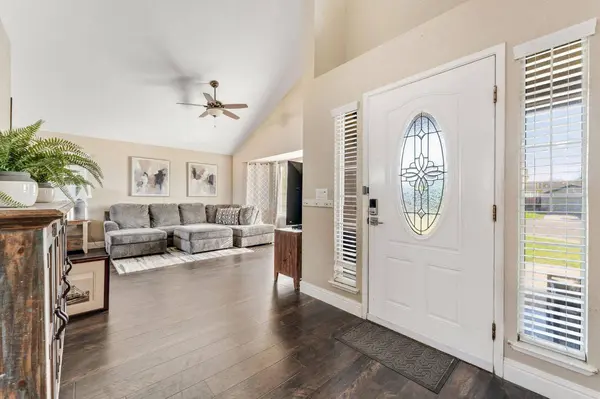 933 Colson CT, Galt, CA 95632