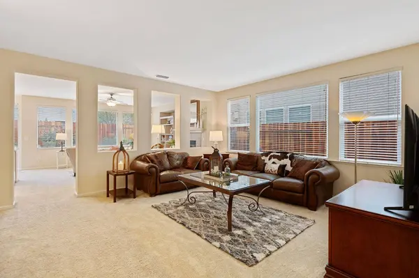 3362 Mas Amilos WAY, Sacramento, CA 95835