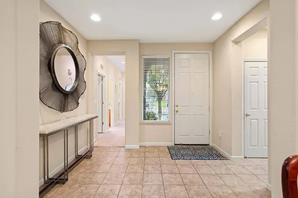 3362 Mas Amilos WAY, Sacramento, CA 95835