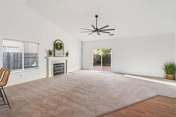 956 Pearwood CIR, Lodi, CA 95242