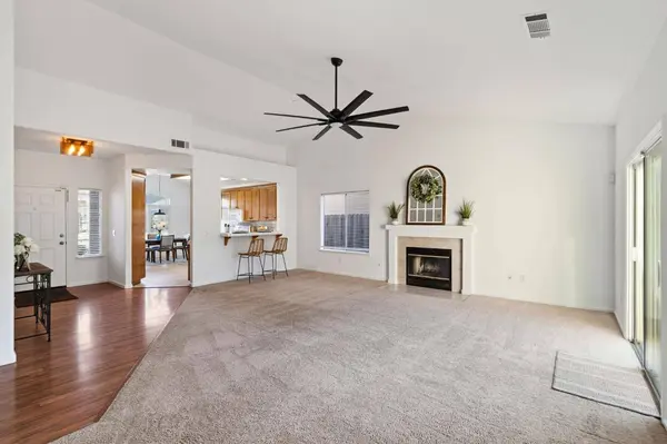 956 Pearwood CIR, Lodi, CA 95242