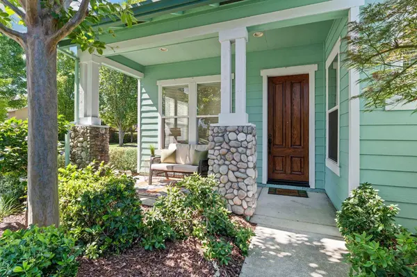 2800 Ingleton LN, Sacramento, CA 95835