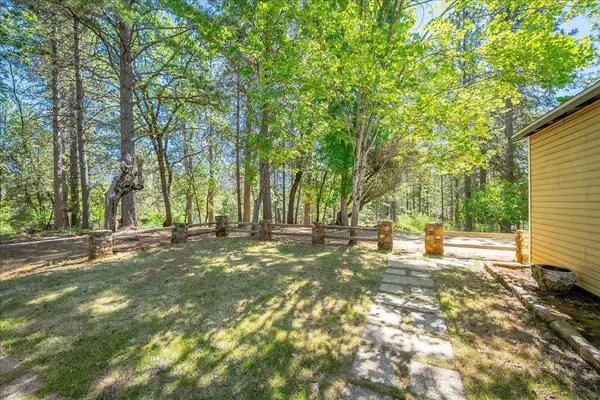 1115 Pine Vista LN, Meadow Vista, CA 95722