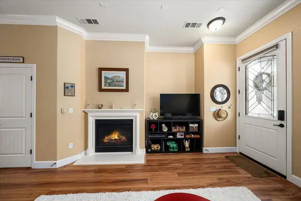 7247 Orchard CIR, Penryn, CA 95663