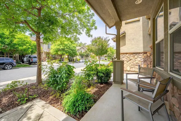 7247 Orchard CIR, Penryn, CA 95663