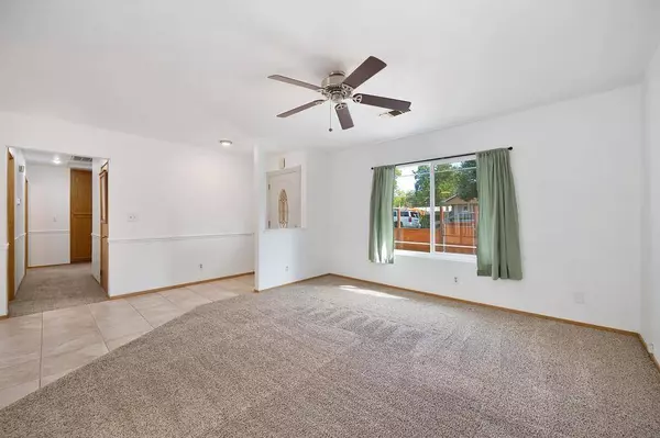 404 5th Street, Roseville, CA 95678