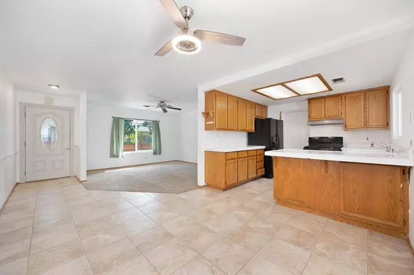 404 5th Street, Roseville, CA 95678