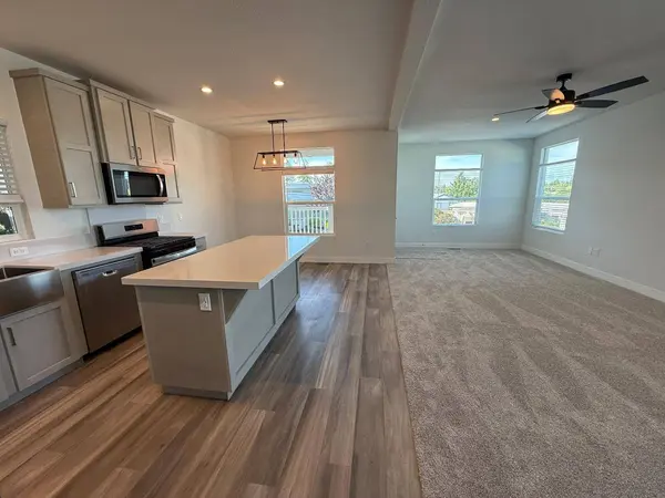 2540 Grass Valley Hwy #39, Auburn, CA 95603