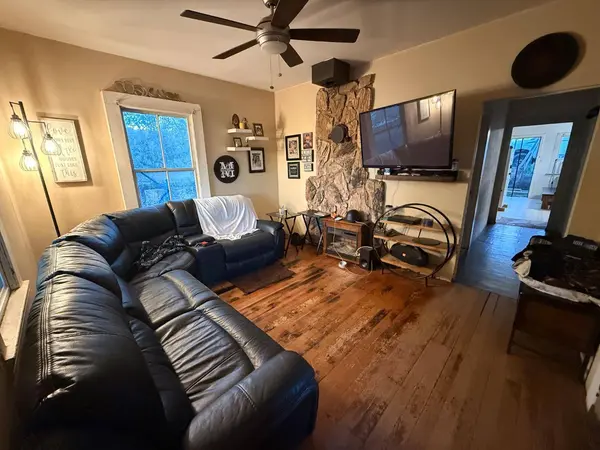 261 Garfield St, Auburn, CA 95603