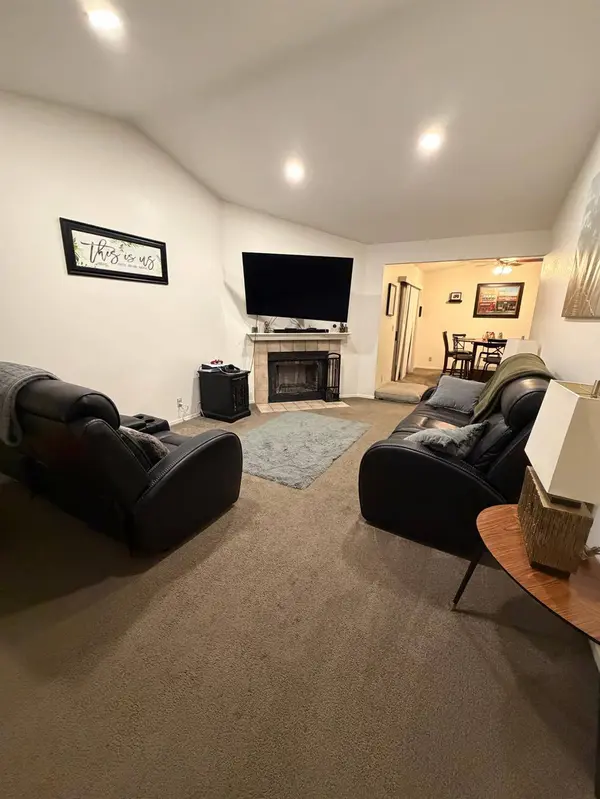 2249 Country Villa CT #20, Auburn, CA 95603