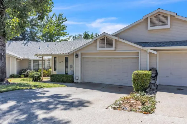 2249 Country Villa CT, Auburn, CA 95603