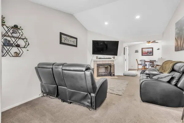2249 Country Villa CT, Auburn, CA 95603